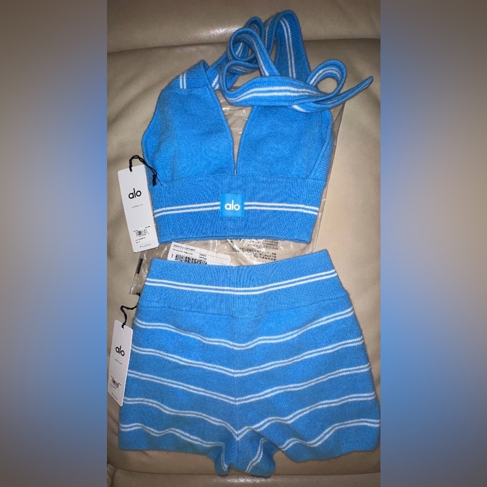 NWT ALO Yoga Cashmere Mini Stripe Azure Halter Top & Shorts Small - Picture 11 of 12
